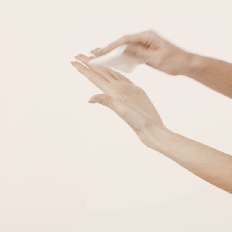 Cleaning_e101d871-424d-46d6-969f-2497f498516b.gif